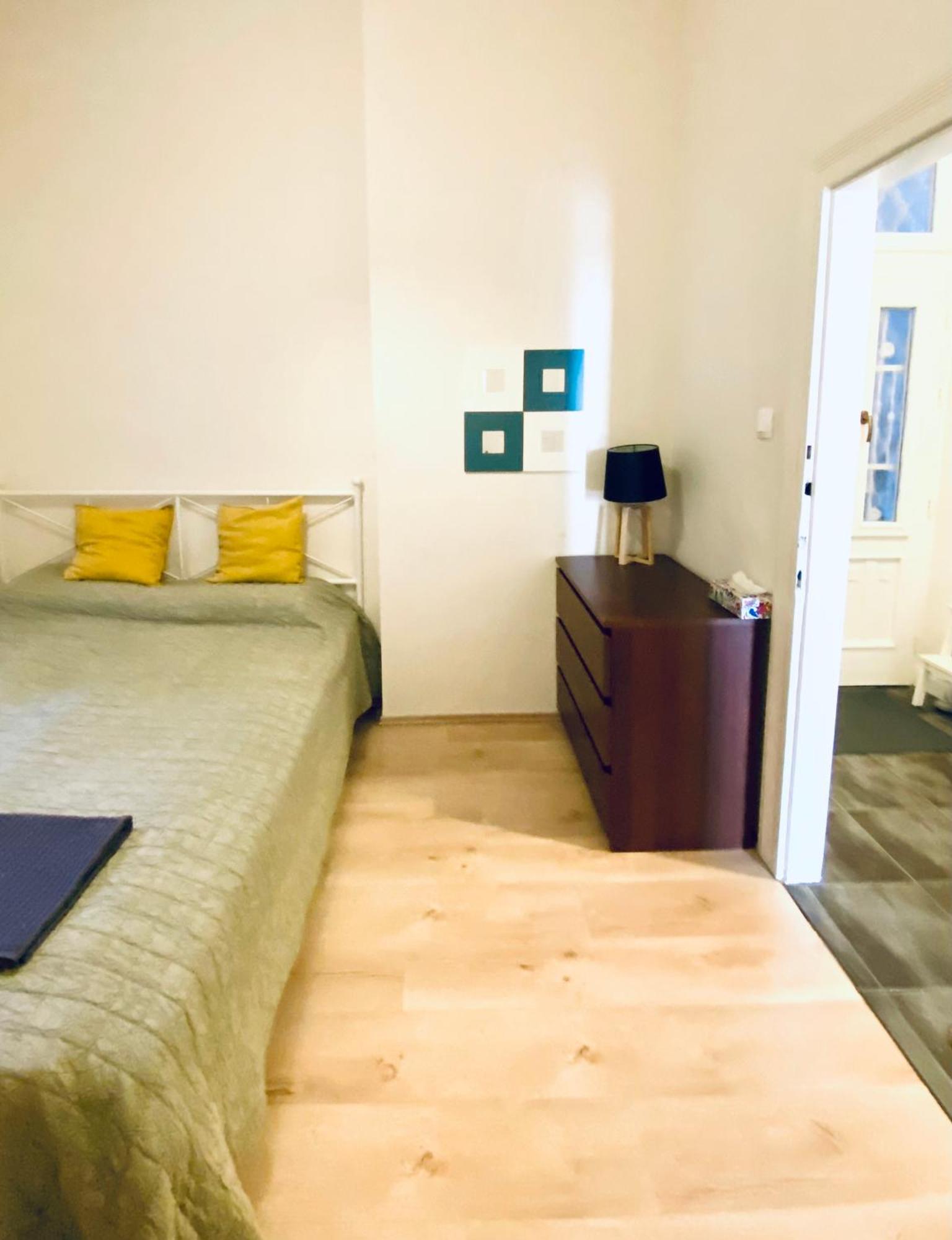B32 Gellert Apartment บูดาเปสต์ ภายนอก รูปภาพ